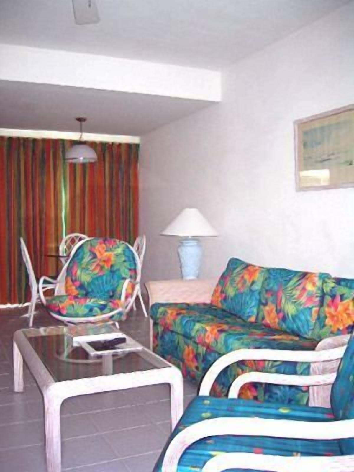 Dickenson Bay Cottages Cedar Grove 외부 사진