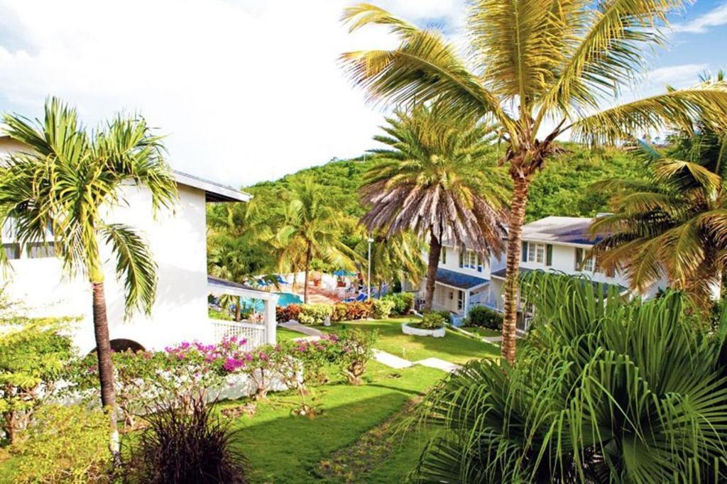 Dickenson Bay Cottages Cedar Grove 외부 사진